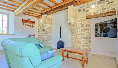 Three-Bedroom Vacation Home 