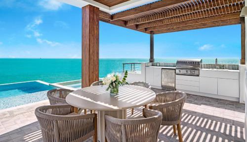 Villa with Sea View