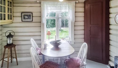 Three-Bedroom Holiday Home 