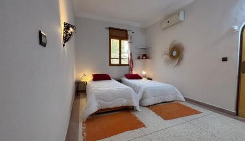 Twin Room with Mountain View