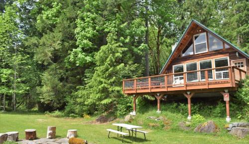 Three-Bedroom Vacation Home 