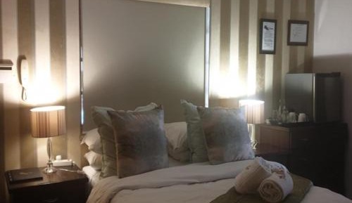 Deluxe Double Room with Bath