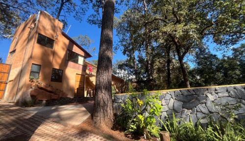 Family Room with Mountain View