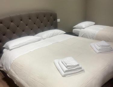 Triple Room with Private Bathroom