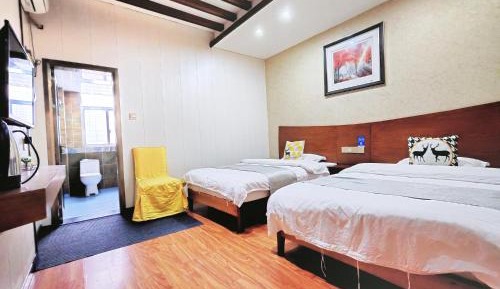 Deluxe Double or Twin Room