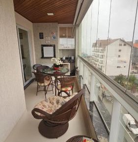 Three-Bedroom Apartment with Ocean View