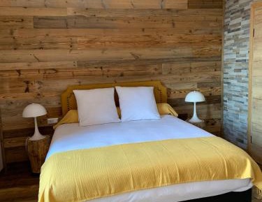 Double Room with Mountain View