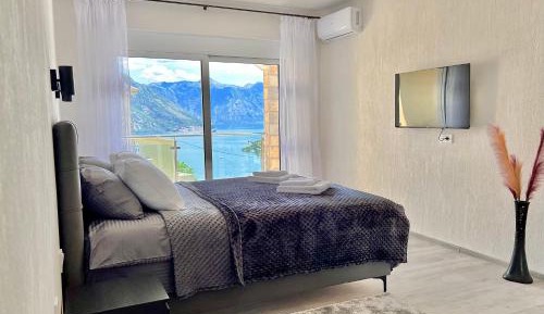Villa with Sea View