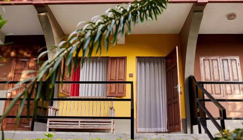 Double or Twin Room with Mountain View