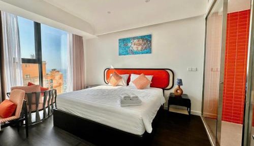 Two-Bedroom Apartment with Partial Ocean View