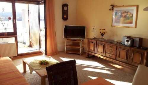 Superior One-Bedroom Apartment with Balcony