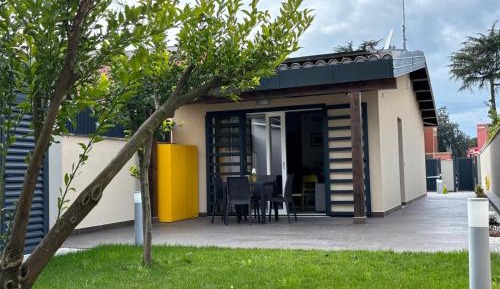Villa with Garden View