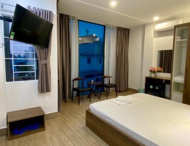 Deluxe King Room