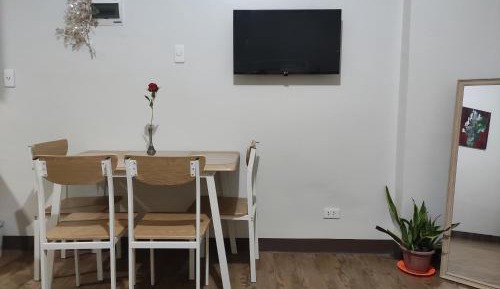 Studio Apartment with Balcony