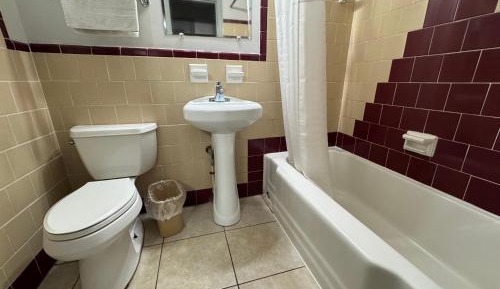 Deluxe Double Room with Shower