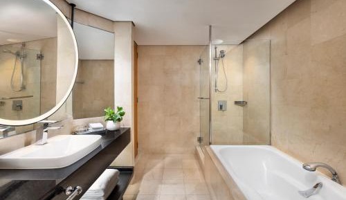 Junior King Suite