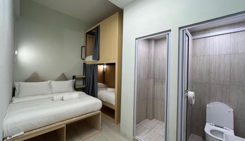 Twin Room with Private Bathroom