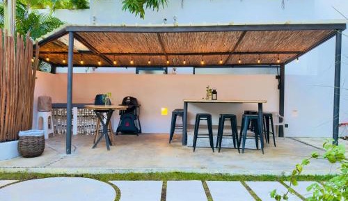 One-Bedroom Apartment with Terrace