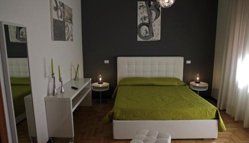 Deluxe Double Room with Extra Bed