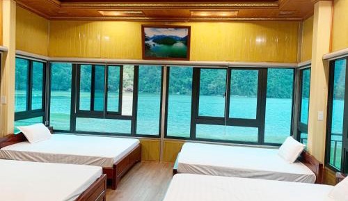 Quadruple Room with Lake View
