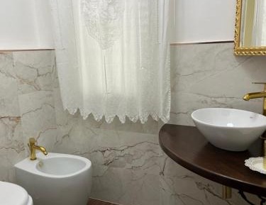 Queen Room with Spa Bath