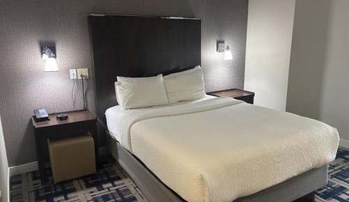Traditional, Guest room, Queen