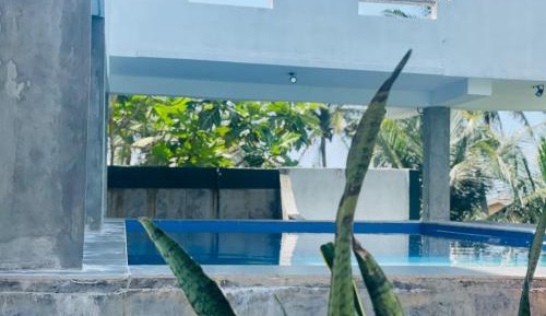 Apartment with Pool View 