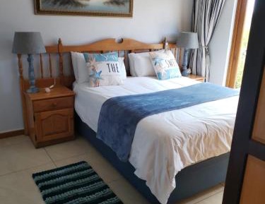 Penthouse Apartment with Lagoon View