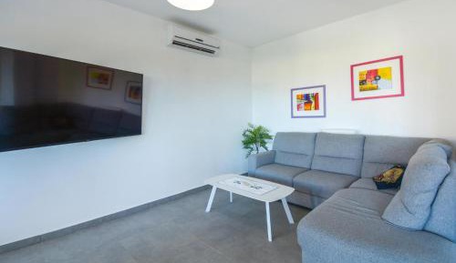 Four-Bedroom Vacation Home