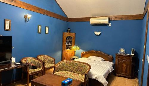 Double Room with Private Bathroom