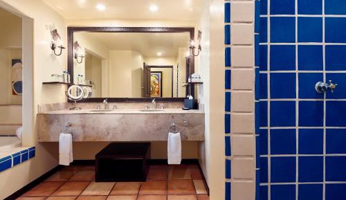 Room King Garden View