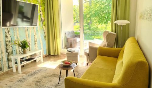 One-Bedroom Apartment with Garden View