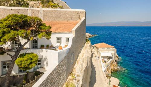 Hydrea Suite with Sea View and Private Balcony 