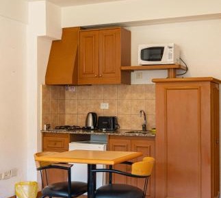 Standard Triple Studio