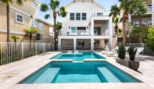 Four-Bedroom Vacation Home