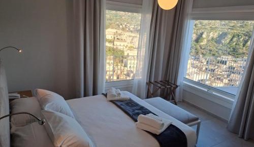 Standard Double Room with Window