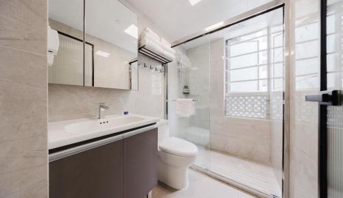 Deluxe One-Bedroom Suite