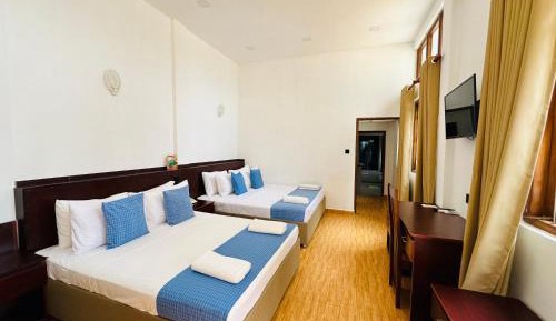 Family Studio with Kitchenette & Jacuzzi with Village Tea Experience