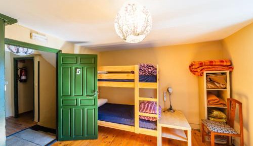 Bed in 4-Bed Dormitory Room