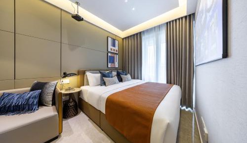 Superior King Room