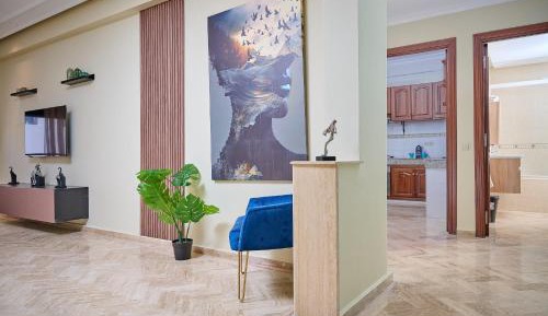 Deluxe One-Bedroom Apartment with City View