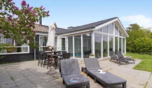 Four-Bedroom Holiday Home