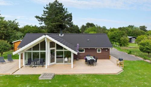 Four-Bedroom Holiday Home