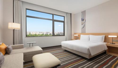 Deluxe King Room -with sofa-bed