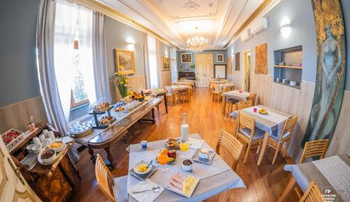 Double Room with Lake View