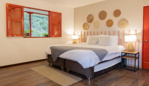 River House - Superior King Room