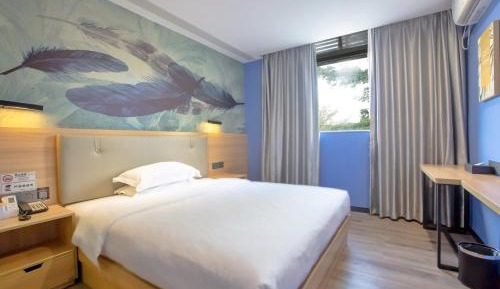 Superior Queen Room