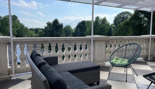 Apartment with View