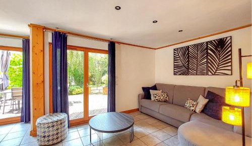 Three-Bedroom Vacation Home 