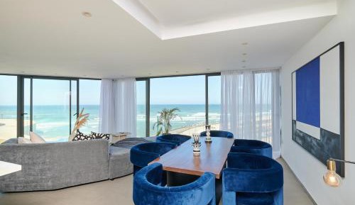 Two-Bedroom Apartment with Sea View